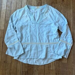 Cloth and stone chambray peasant top size‎ M